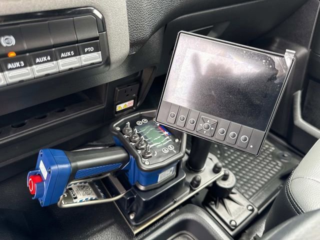 New 2024 RAM 5500 Tradesman image 24