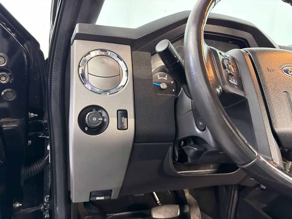 Used 2016 Ford F250 Lariat w/ Lariat Ultimate Package AWD/4WD image 14