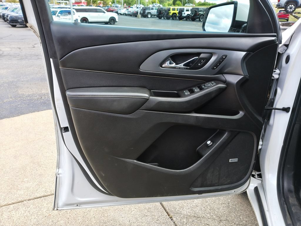 Used 2019 Chevrolet Traverse Premier FWD image 22