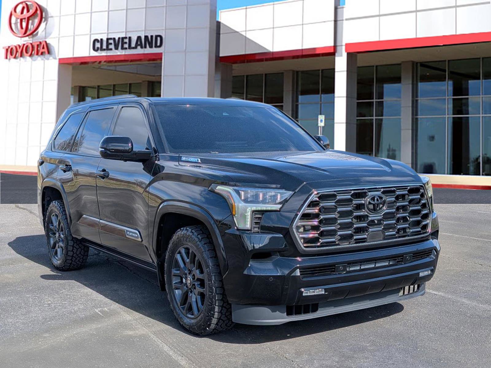 Used 2026 Toyota Sequoia Platinum image 1