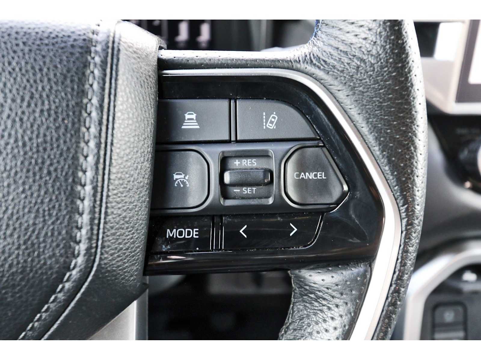 Used 2023 Toyota Tundra Platinum AWD/4WD image 16