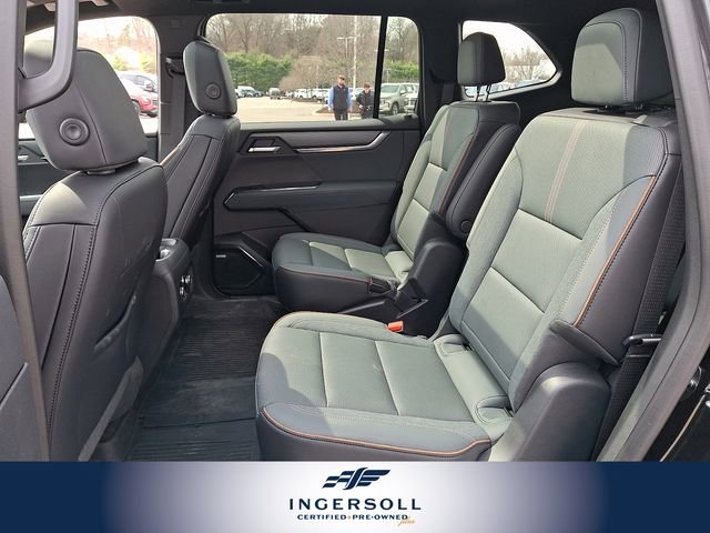 Used 2025 GMC Acadia AT4 w/ Super Cruise Package image 18