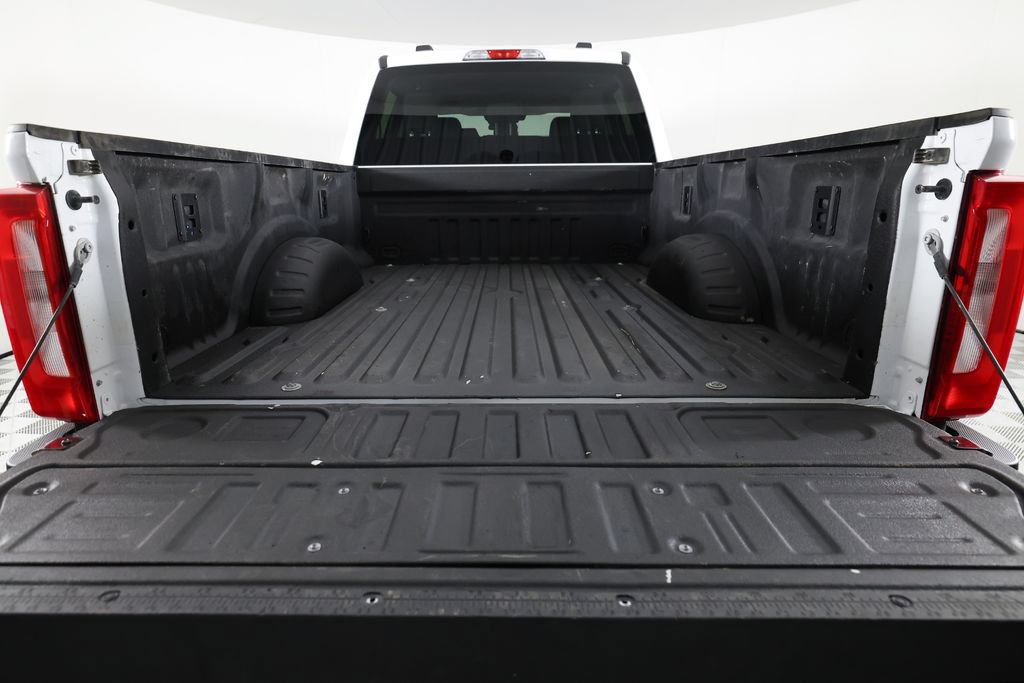 Used 2025 Ford F250 XLT w/ FX4 Off-Road Package AWD/4WD image 7