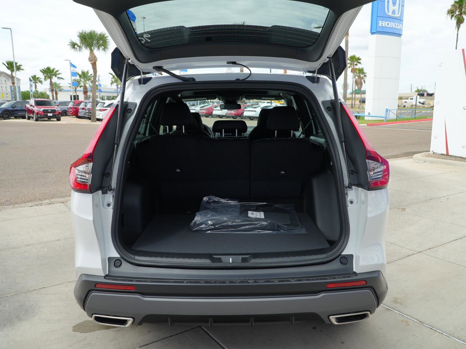 New 2026 Honda CR-V Sport image 7