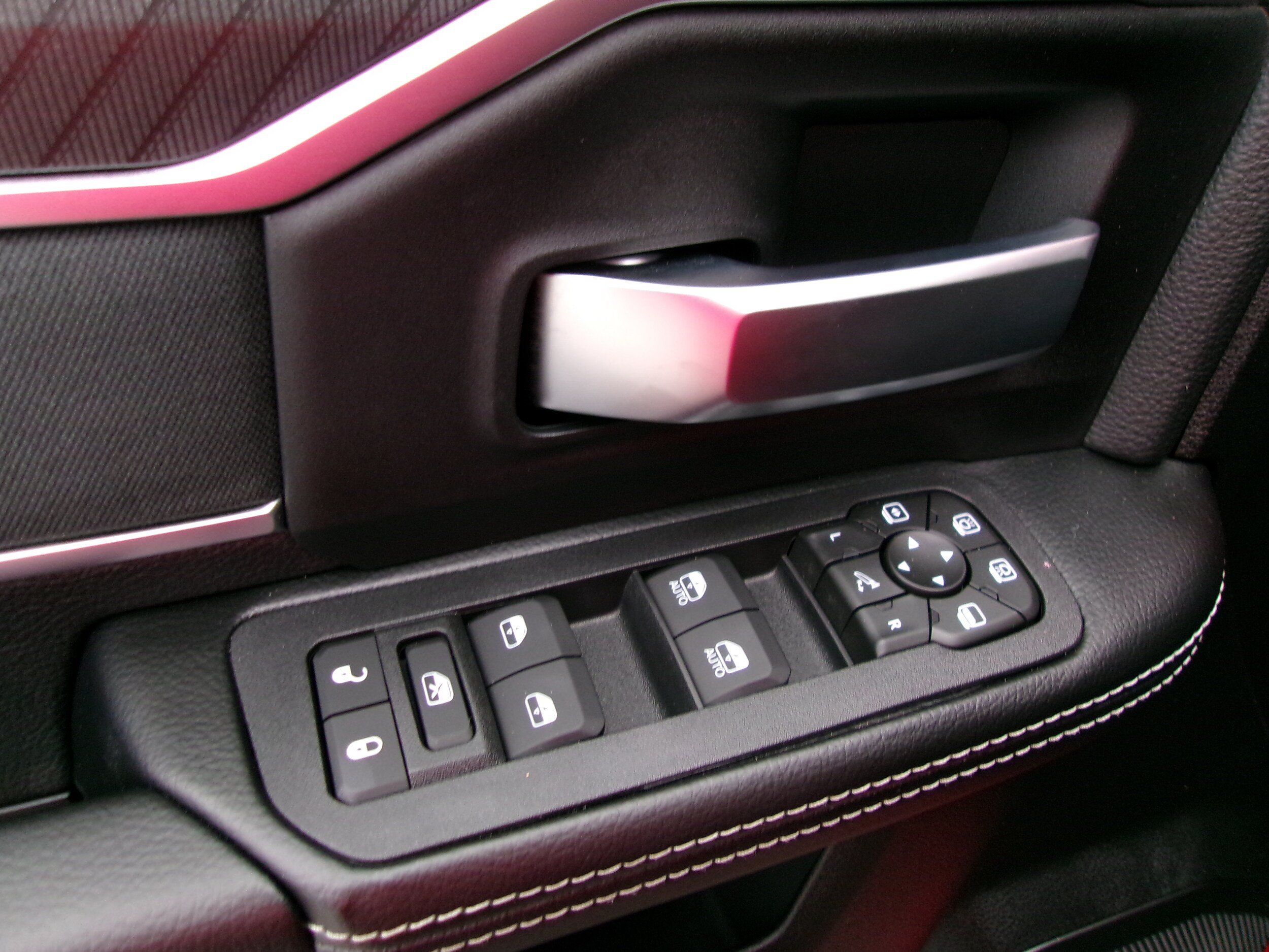 New 2026 RAM 2500 Big Horn AWD/4WD image 14
