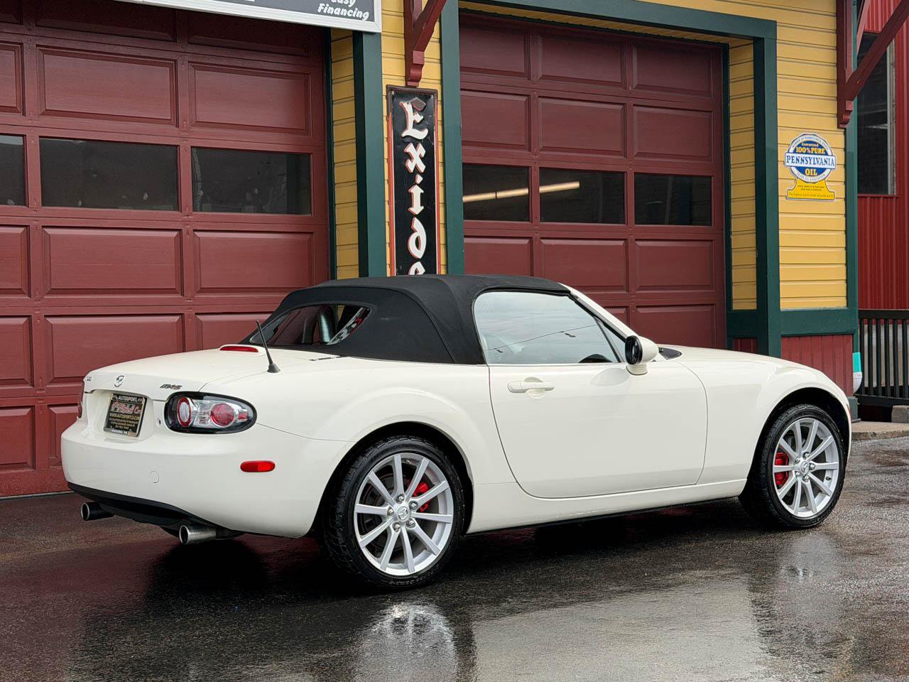 Used 2008 MAZDA MX-5 Miata Touring RWD image 7