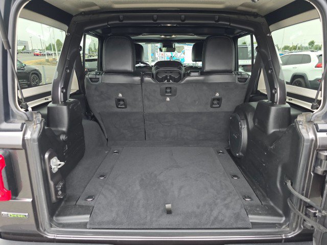 Certified 2021 Jeep Wrangler Unlimited Rubicon w/ Dual Top Group image 16