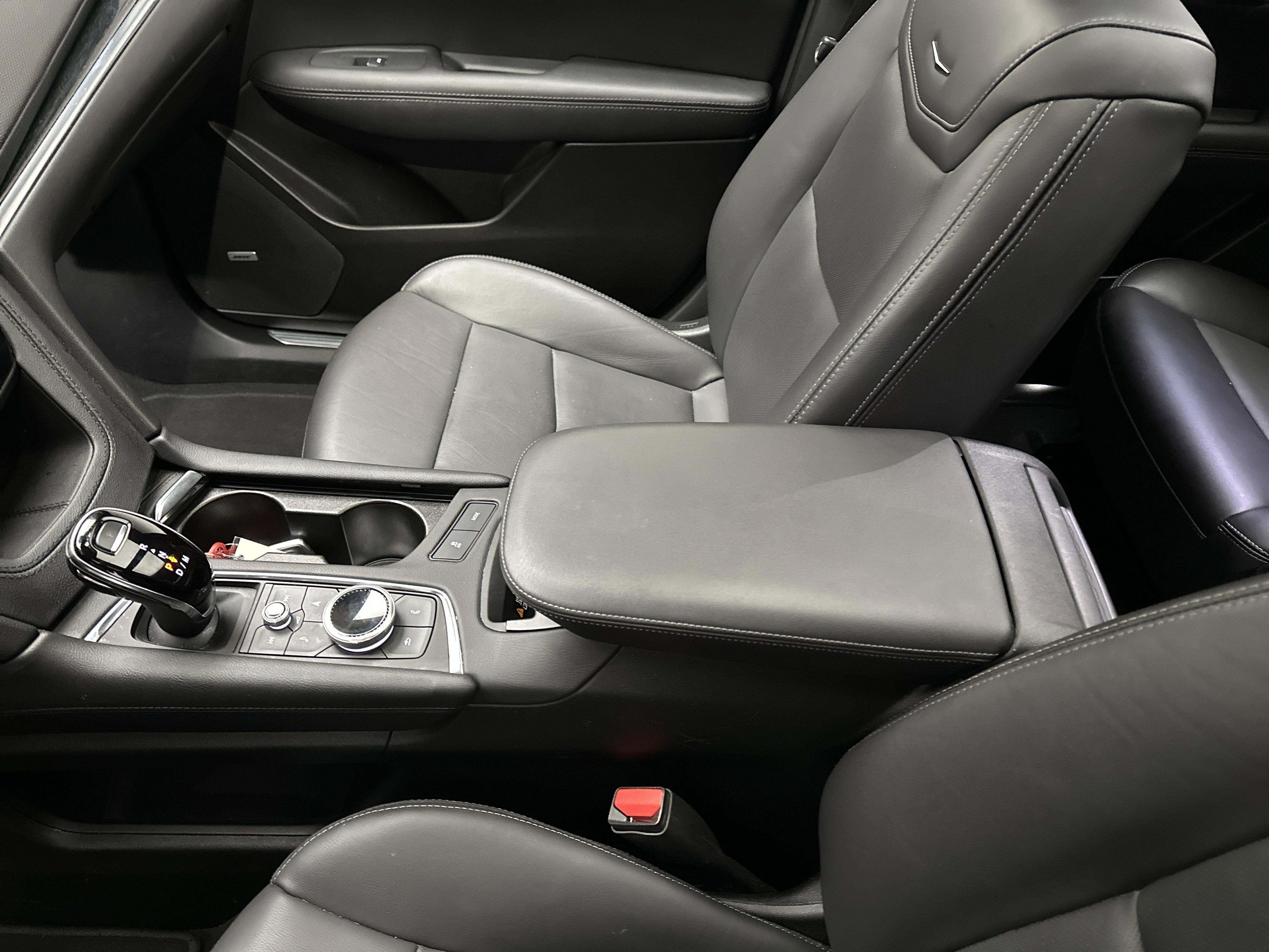 Used 2025 Cadillac XT5 Premium Luxury image 41