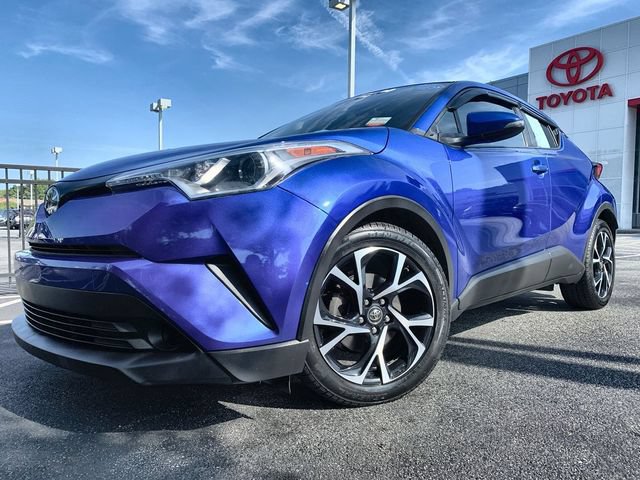 Certified 2019 Toyota C-HR XLE FWD image 4