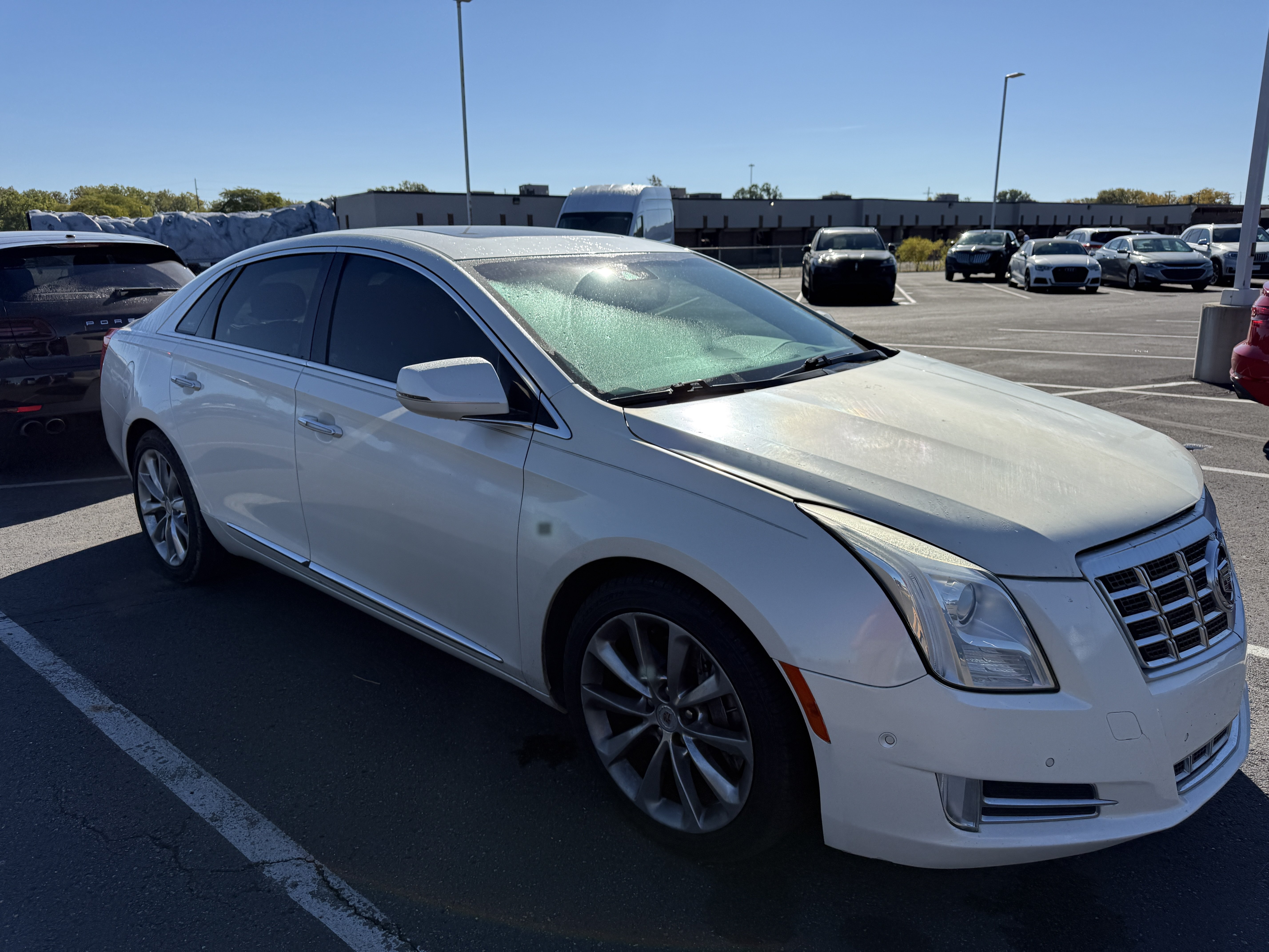 Used 2014 Cadillac XTS Luxury w/ Driver Awareness Package FWD image 5