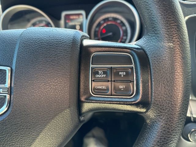 Used 2020 Dodge Journey SE image 25