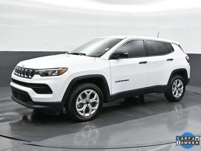 Used 2025 Jeep Compass Sport image 7