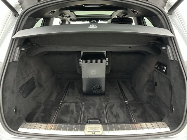 Used 2021 Mercedes-Benz Maybach GLS 600 4MATIC image 24