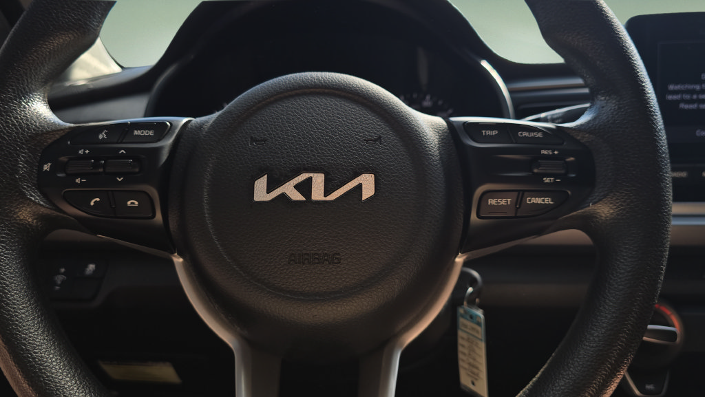 Used 2022 Kia Rio S FWD image 12