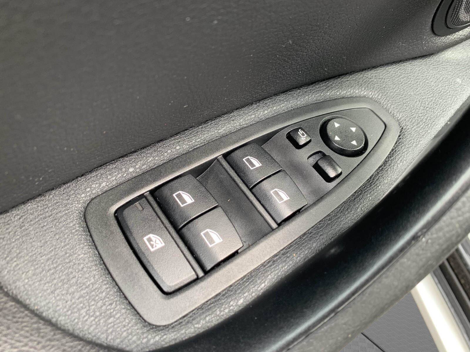 Used 2018 BMW X1 xDrive28i AWD/4WD image 10