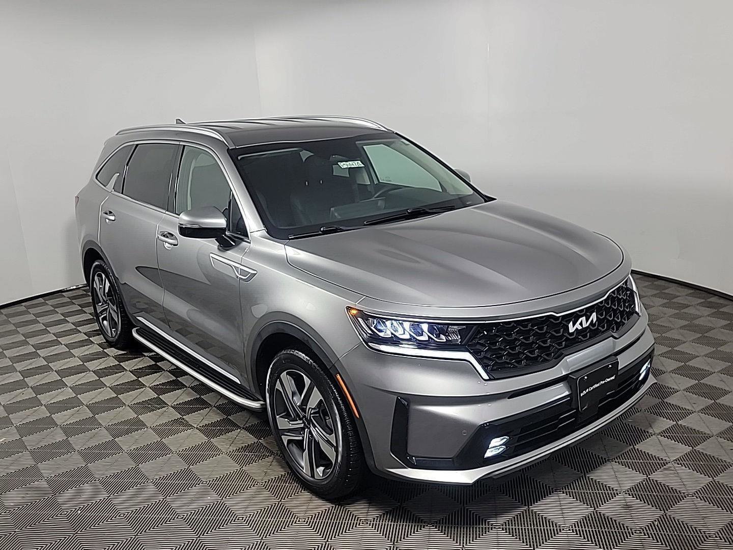 Used 2023 Kia Sorento EX AWD/4WD image 2