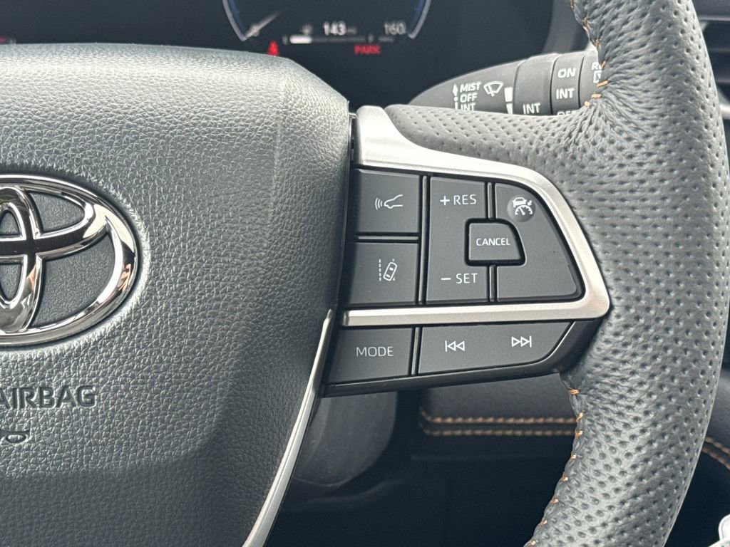 New 2026 Toyota Sienna XLE Woodland Edition AWD/4WD image 26