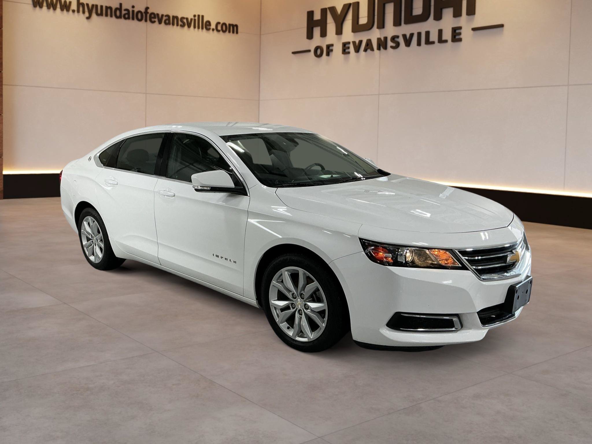 Used 2016 Chevrolet Impala LT FWD image 3