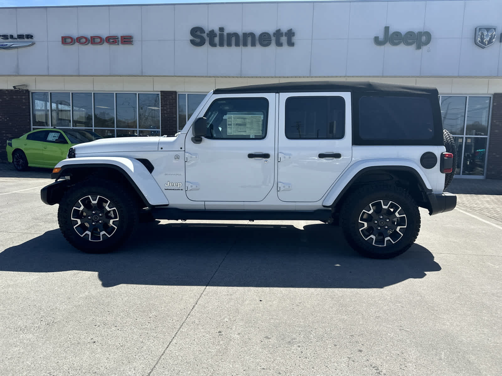 New 2024 Jeep Wrangler Unlimited Sahara w/ Safety Group AWD/4WD image 8