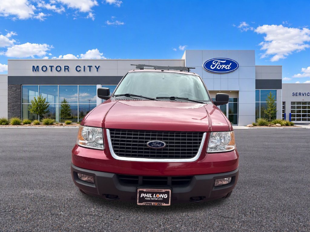 Used 2004 Ford Expedition XLT AWD/4WD image 2