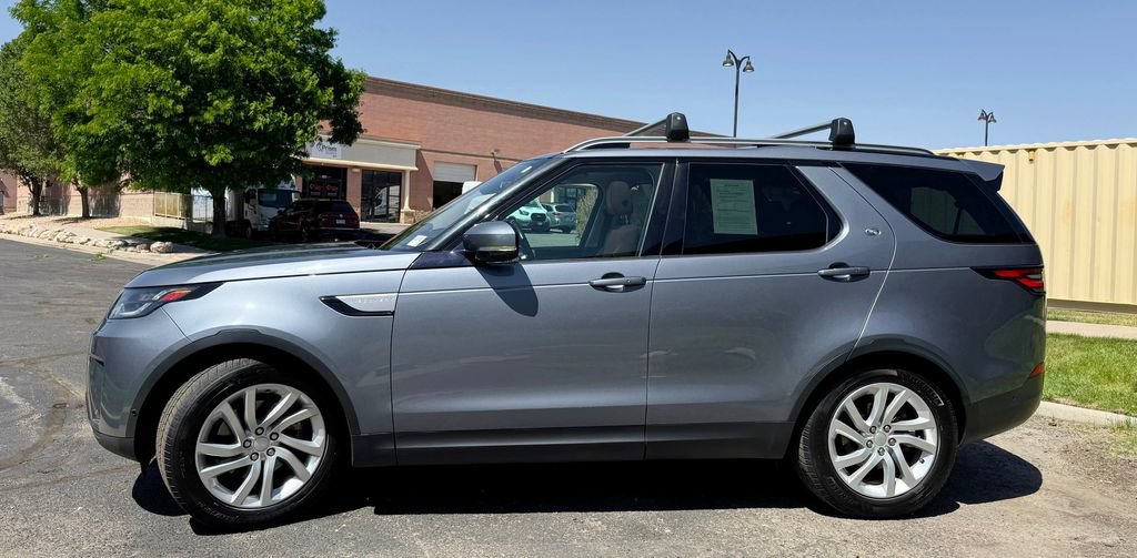 Used 2018 Land Rover Discovery HSE AWD/4WD image 5