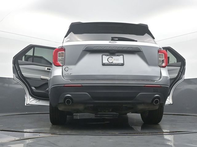Used 2021 Ford Explorer XLT w/ Equipment Group 202A RWD image 62