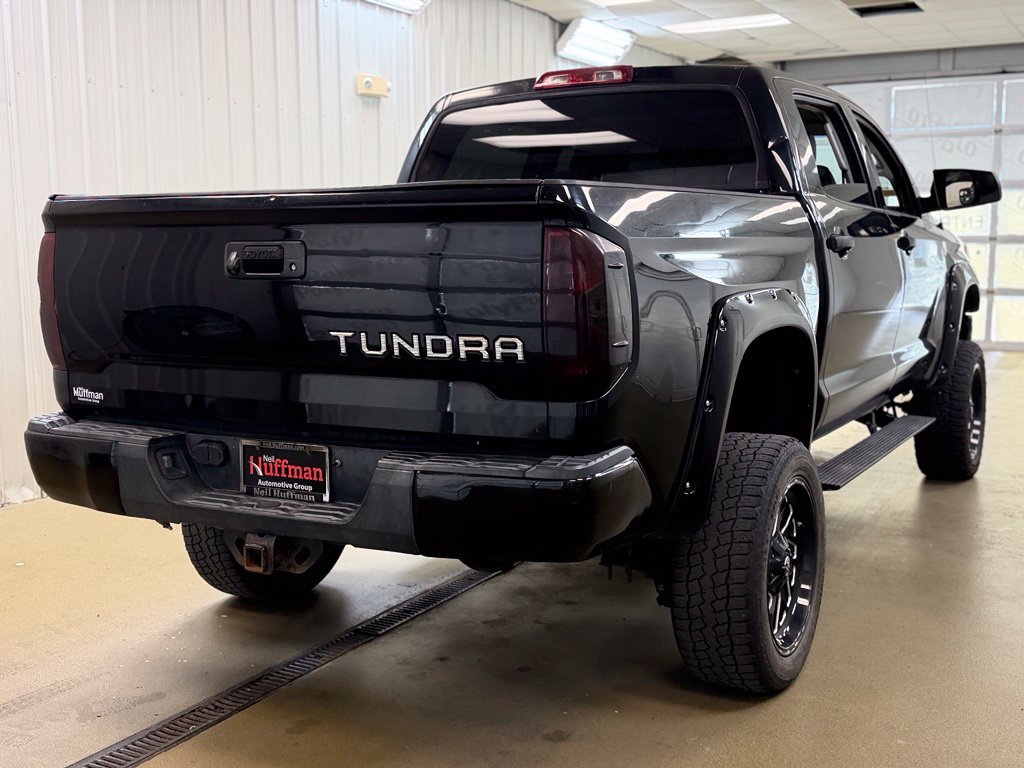 Used 2014 Toyota Tundra SR5 AWD/4WD image 6