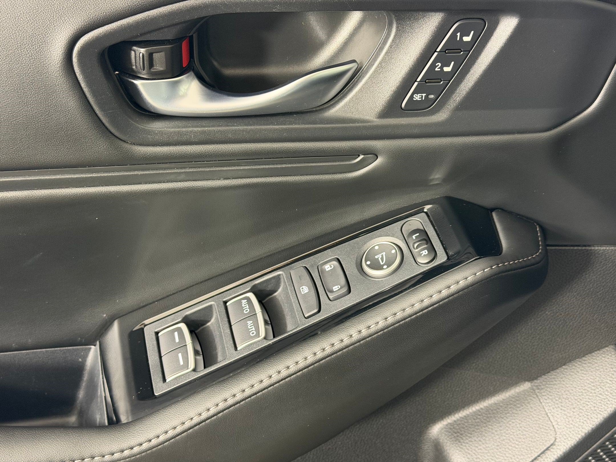 Used 2023 Honda Accord Touring image 14