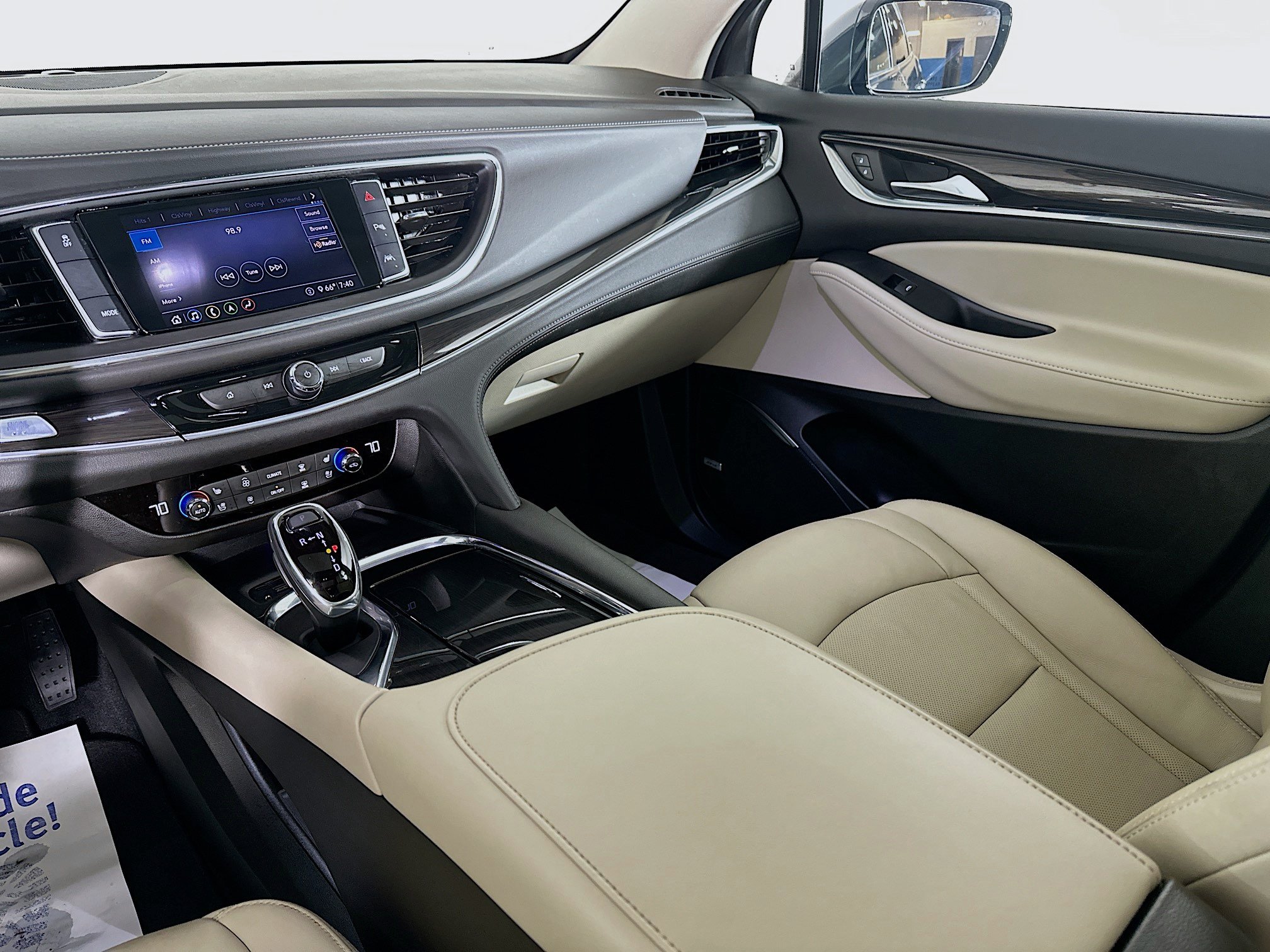 Used 2021 Buick Enclave Premium w/ Sun and Sites Package FWD image 23