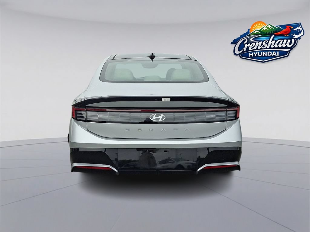 Used 2025 Hyundai Sonata SEL FWD image 5
