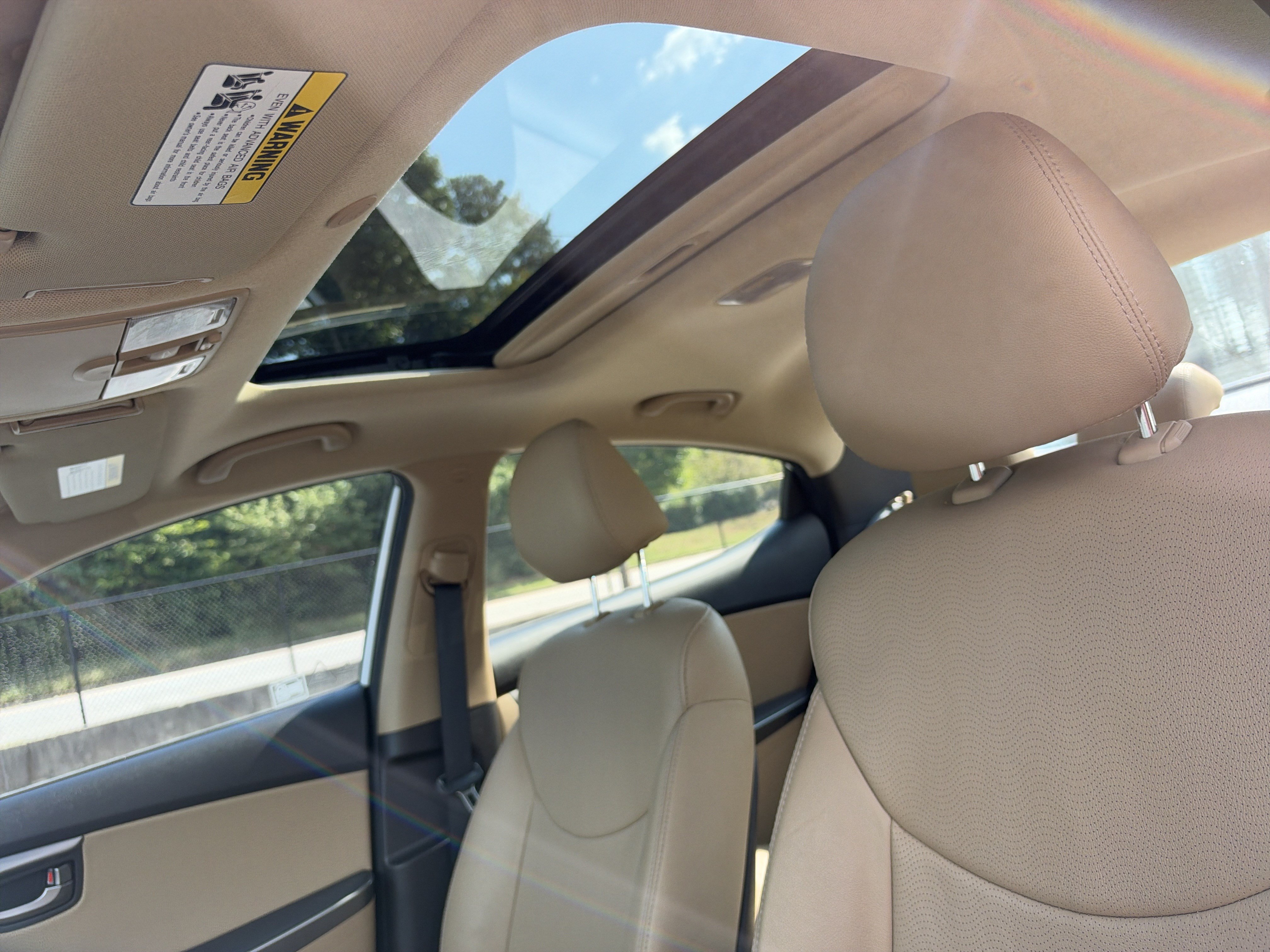 Used 2012 Hyundai Elantra Limited FWD image 40