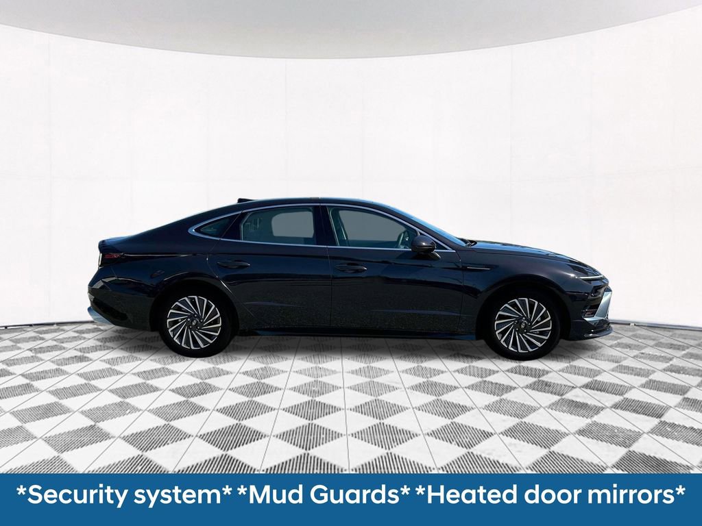 New 2025 Hyundai Sonata Limited image 15