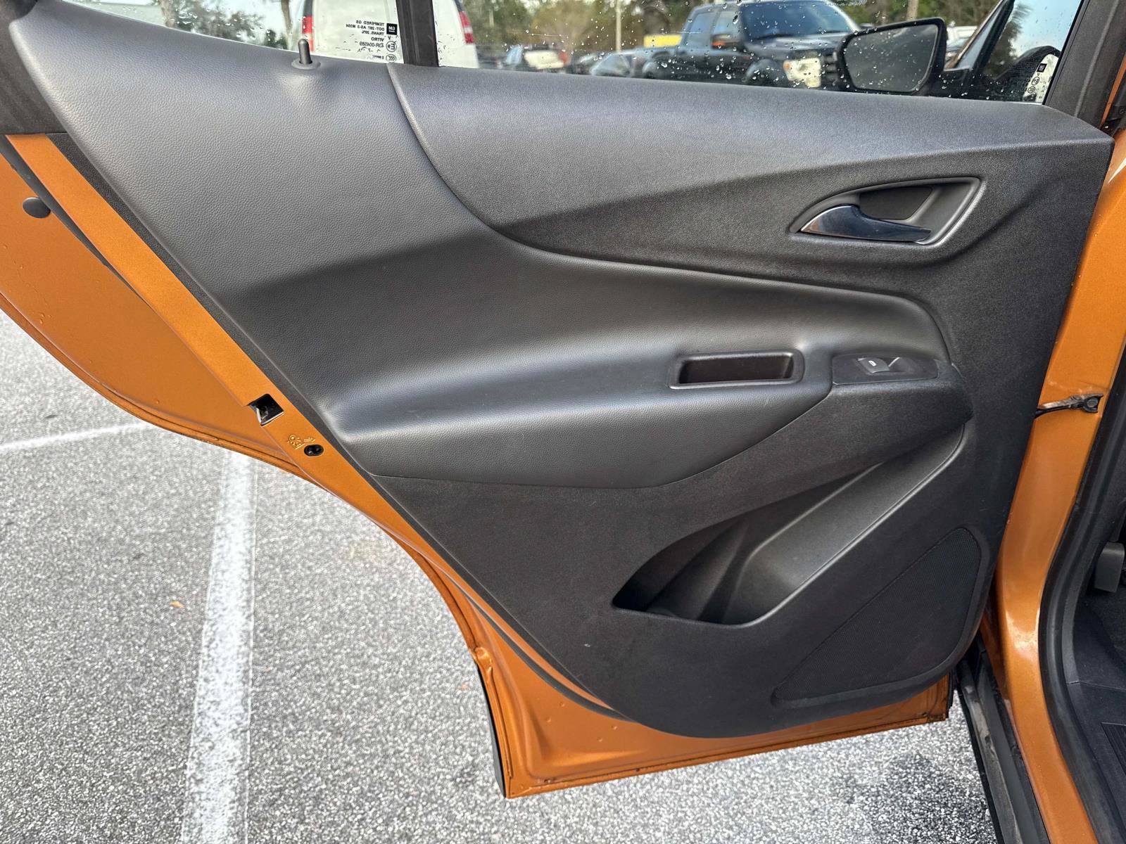 Used 2018 Chevrolet Equinox LT image 9