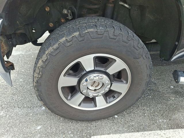 Used 2016 Ford F250 Lariat image 4