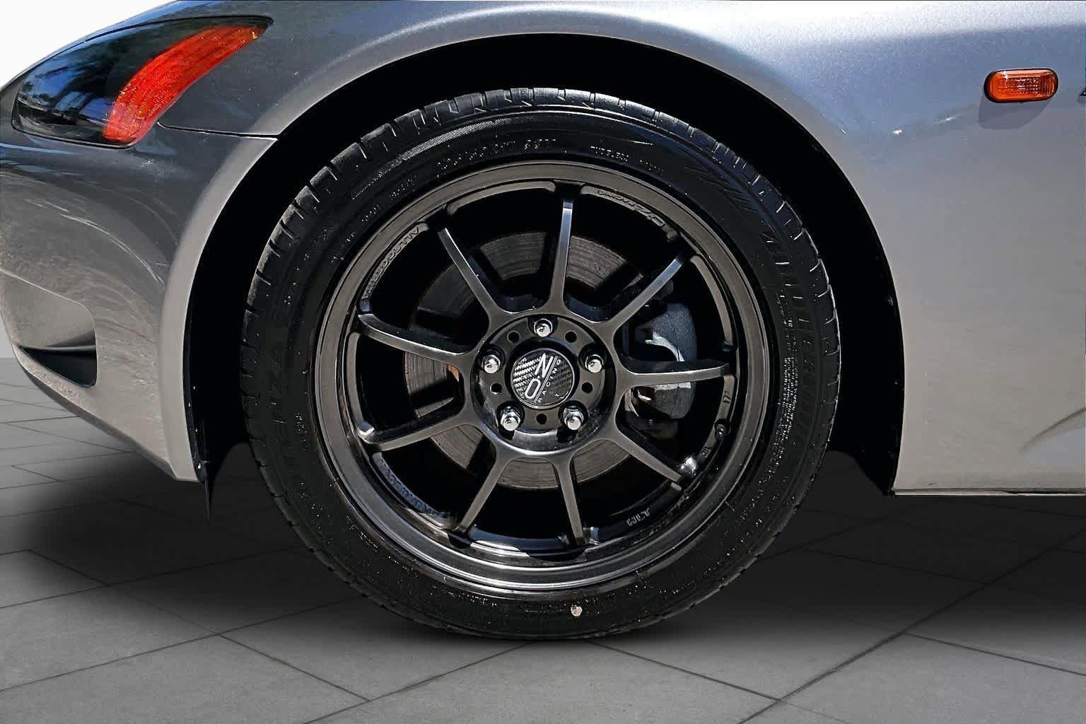 Used 2001 Honda S2000 image 9