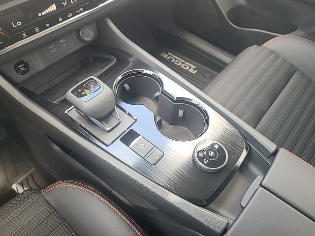 New 2026 Nissan Rogue SV AWD/4WD image 19