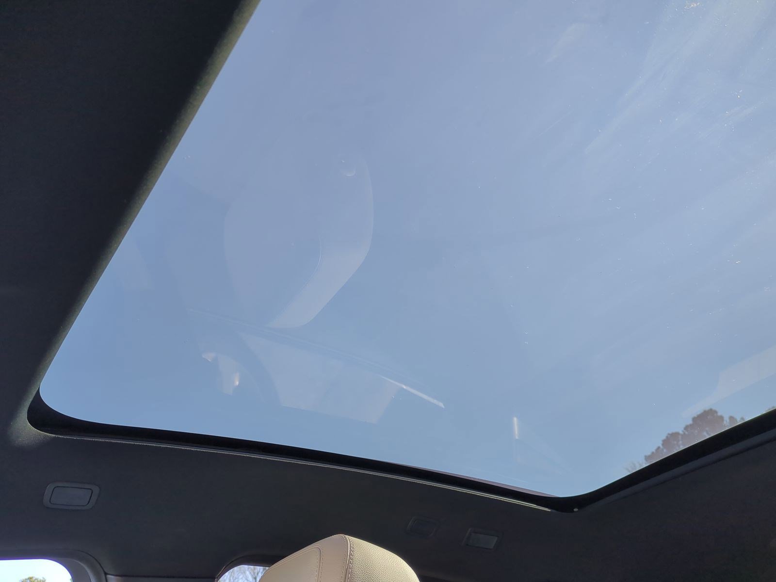 Used 2020 Jaguar E-PACE SE image 28