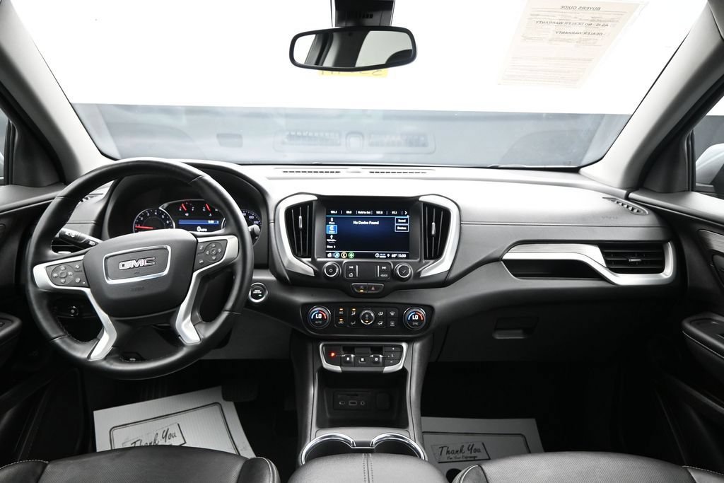 Used 2024 GMC Terrain SLT AWD/4WD image 12