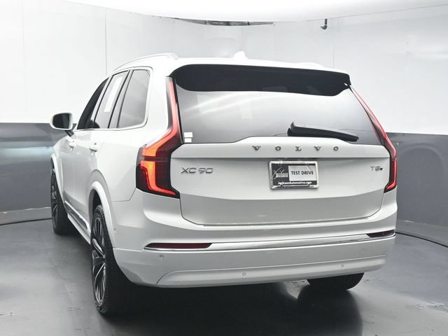 Used 2026 Volvo XC90 T8 Plus w/ Protection Package Premier AWD/4WD image 6