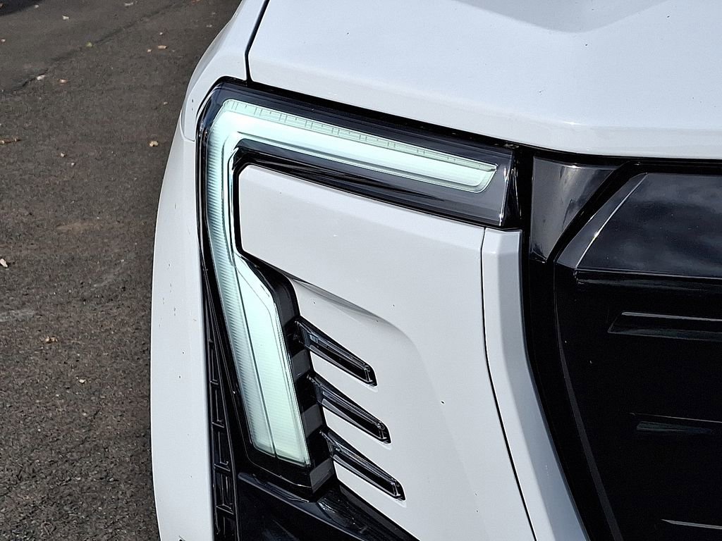 New 2026 GMC Sierra EV Elevation image 6