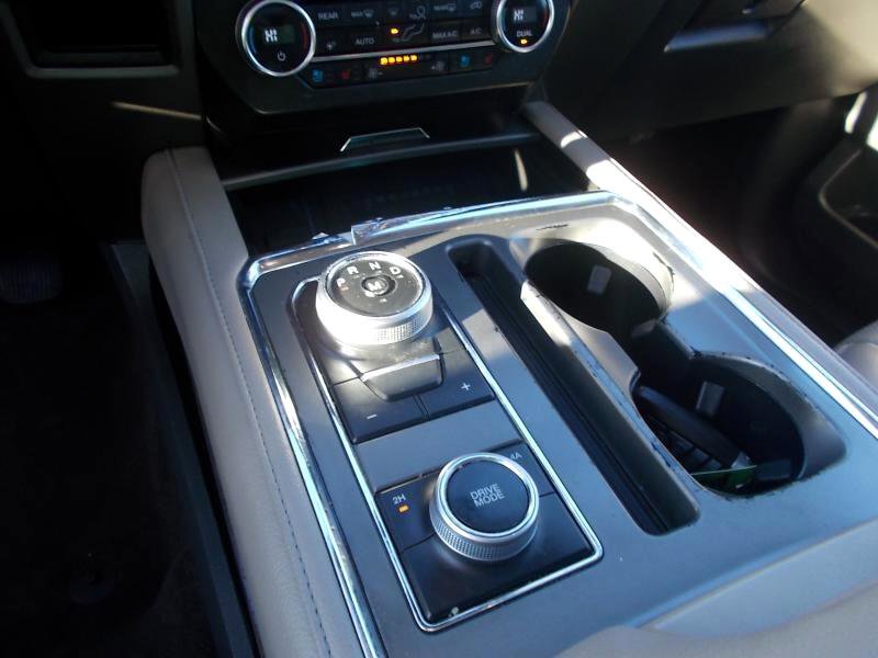 Used 2020 Ford Expedition XLT w/ Equipment Group 202A image 32