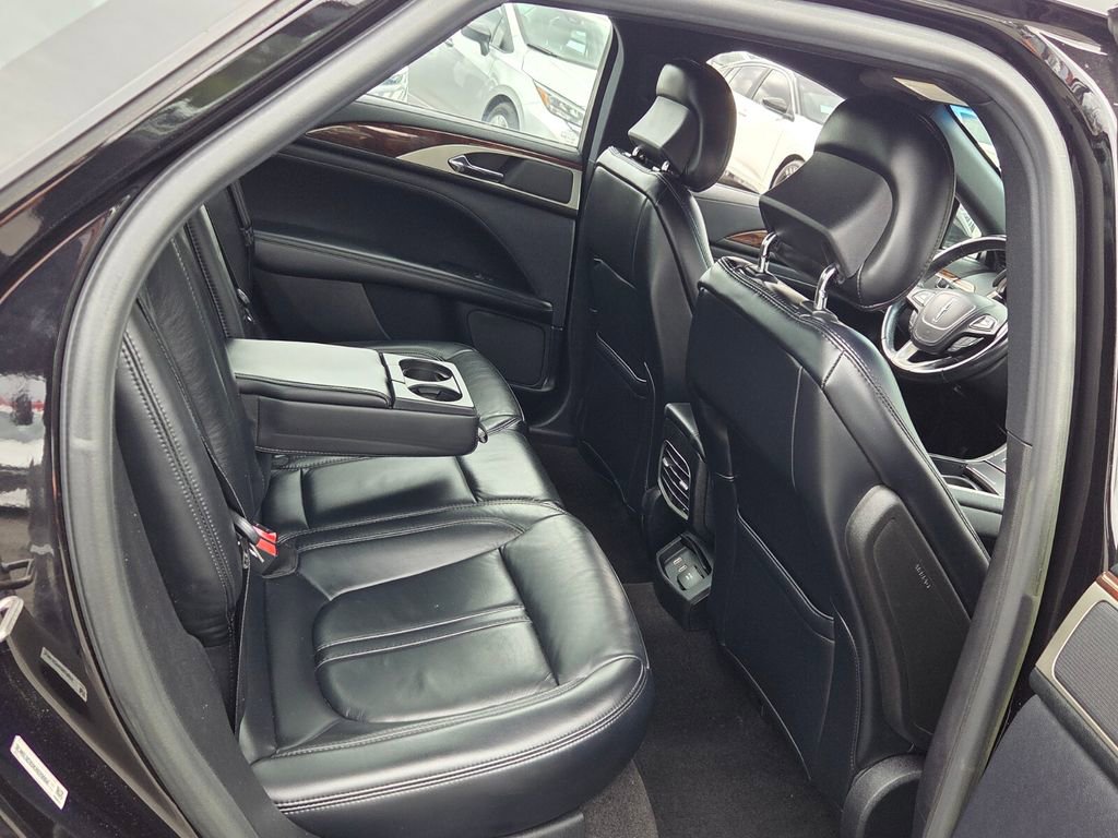 Used 2019 Lincoln MKZ Reserve image 11