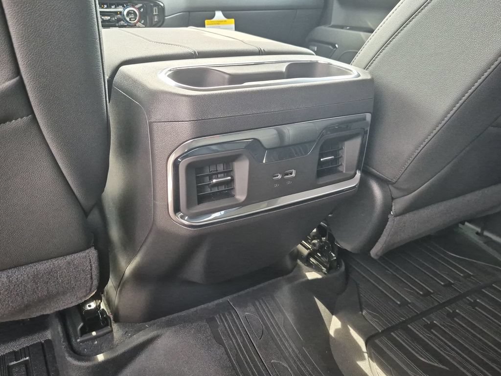 New 2026 GMC Sierra 1500 Elevation w/ Elevation Premium Package AWD/4WD image 32