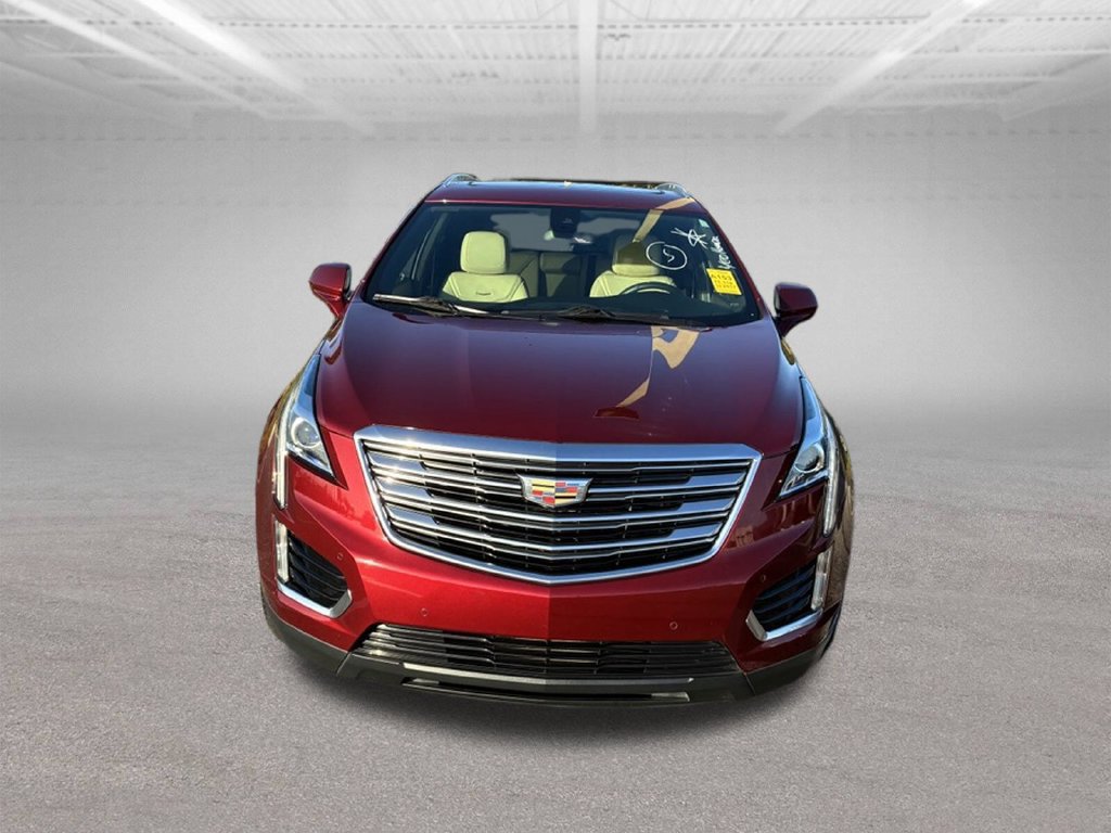 Used 2017 Cadillac XT5 Luxury w/ Driver Awareness Package AWD/4WD image 6