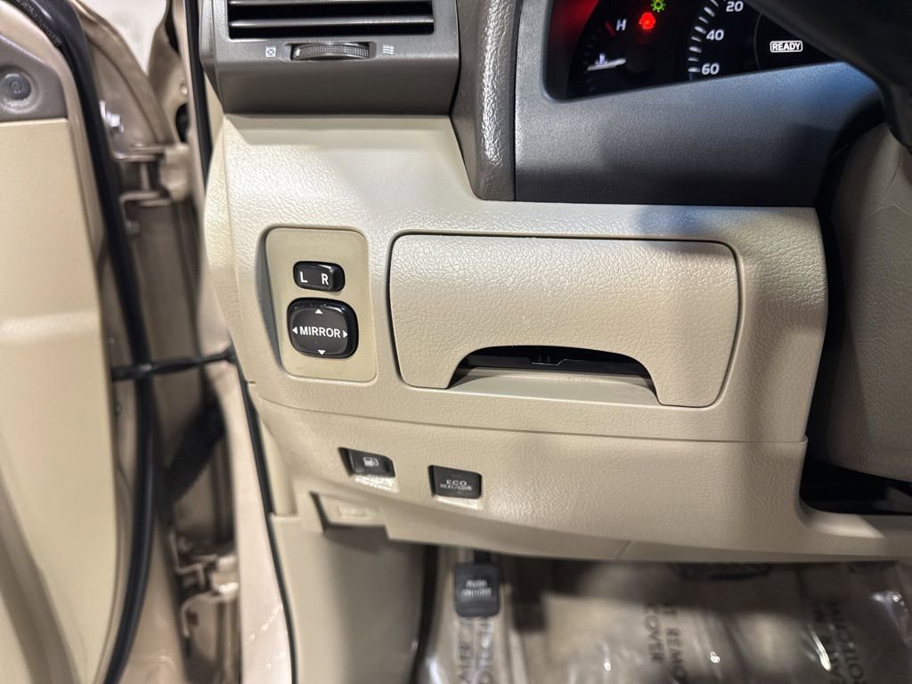 Used 2009 Toyota Camry Hybrid image 14