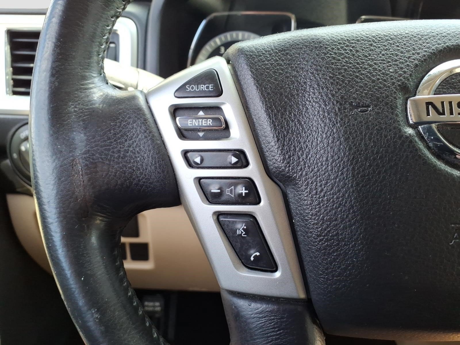 Used 2019 Nissan Titan SV w/ SV Convenience Package AWD/4WD image 27