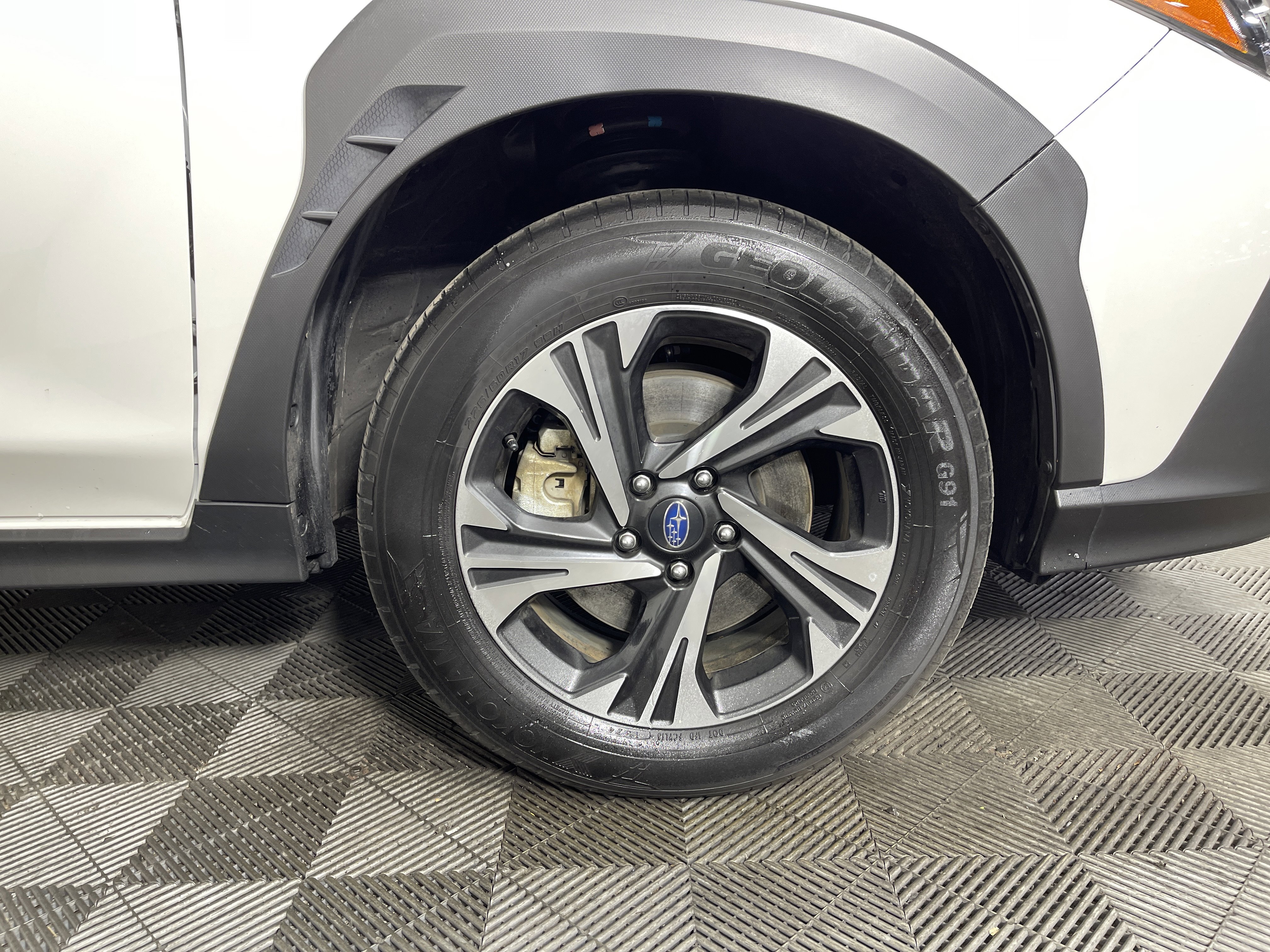 Used 2024 Subaru Crosstrek 2.0i Premium image 7