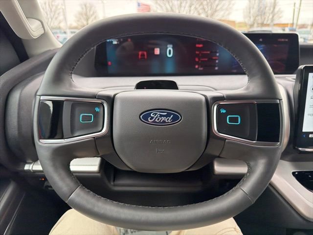 Used 2025 Ford Expedition Active image 53