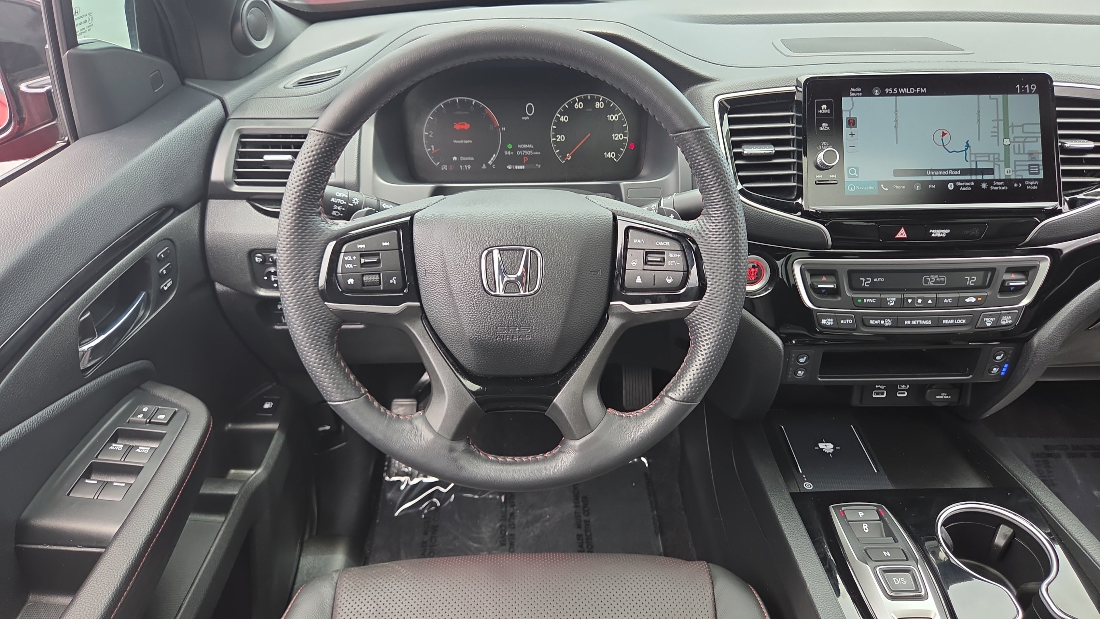 Used 2024 Honda Ridgeline Black Edition image 13