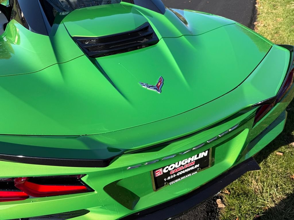 New 2026 Chevrolet Corvette Z06 w/ Stealth Interior Trim Package RWD image 2